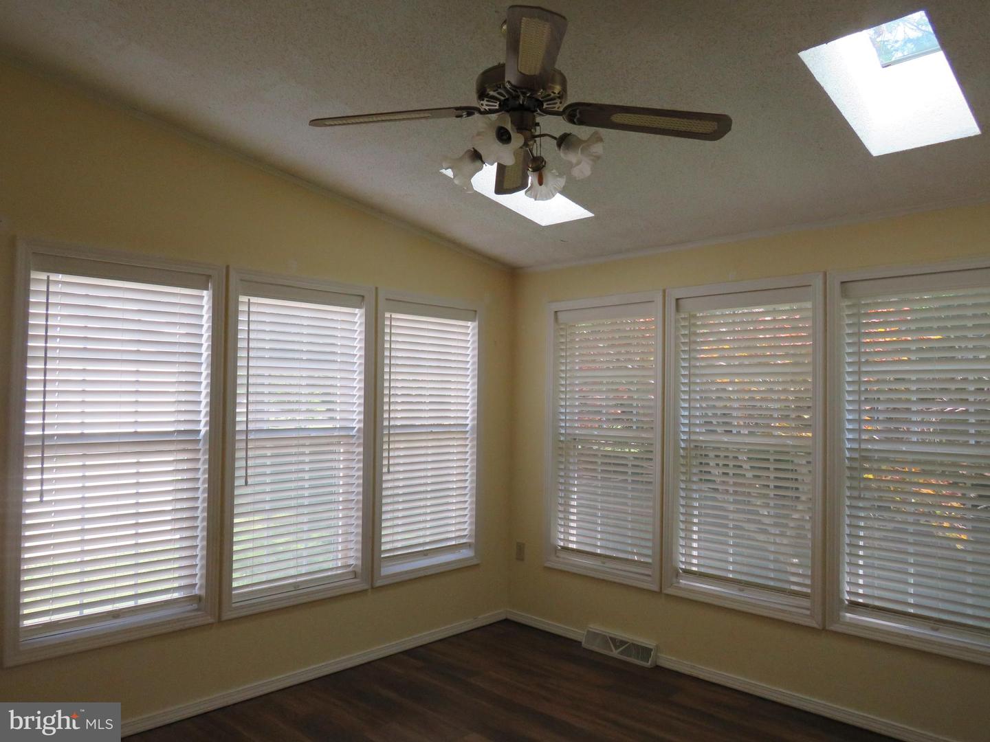 22 Wisteria Ct Property Photo 16