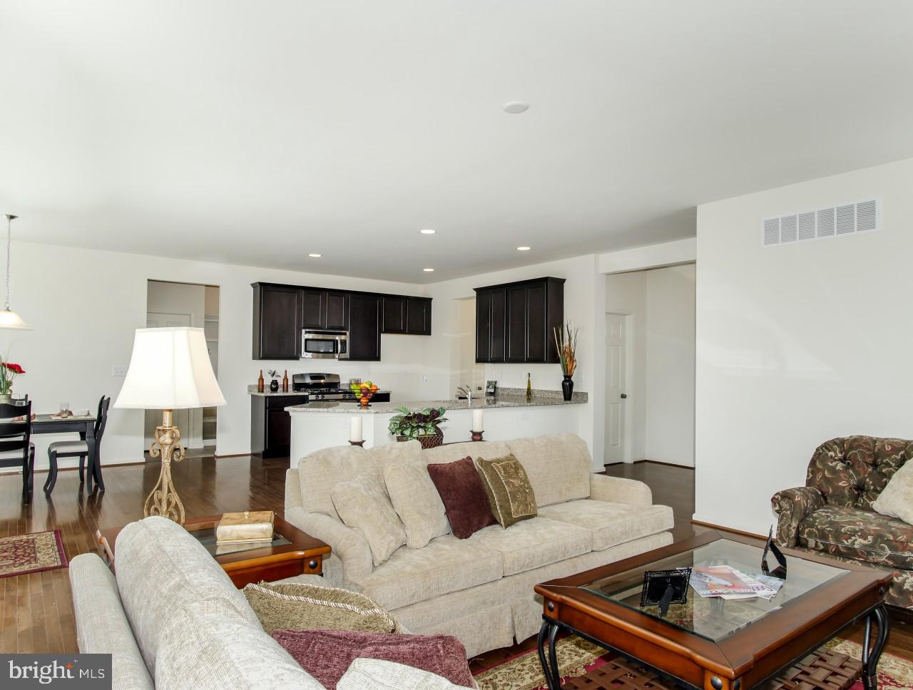 1204 Jordan Ln Property Photo 11