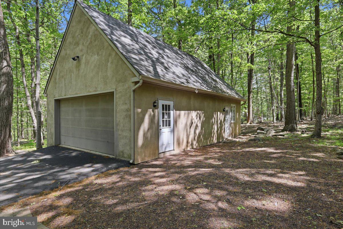 7044 Ely Rd Property Photo 52