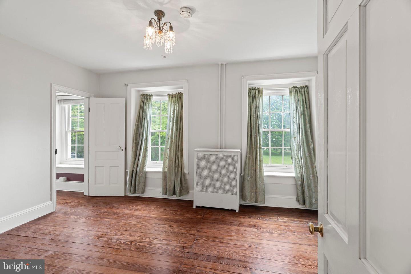 209 N Bellevue Ave Property Photo 33