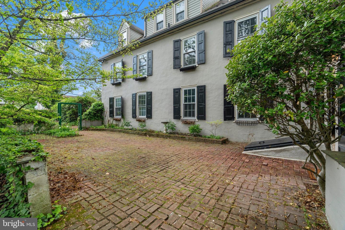 209 N Bellevue Ave Property Photo 66