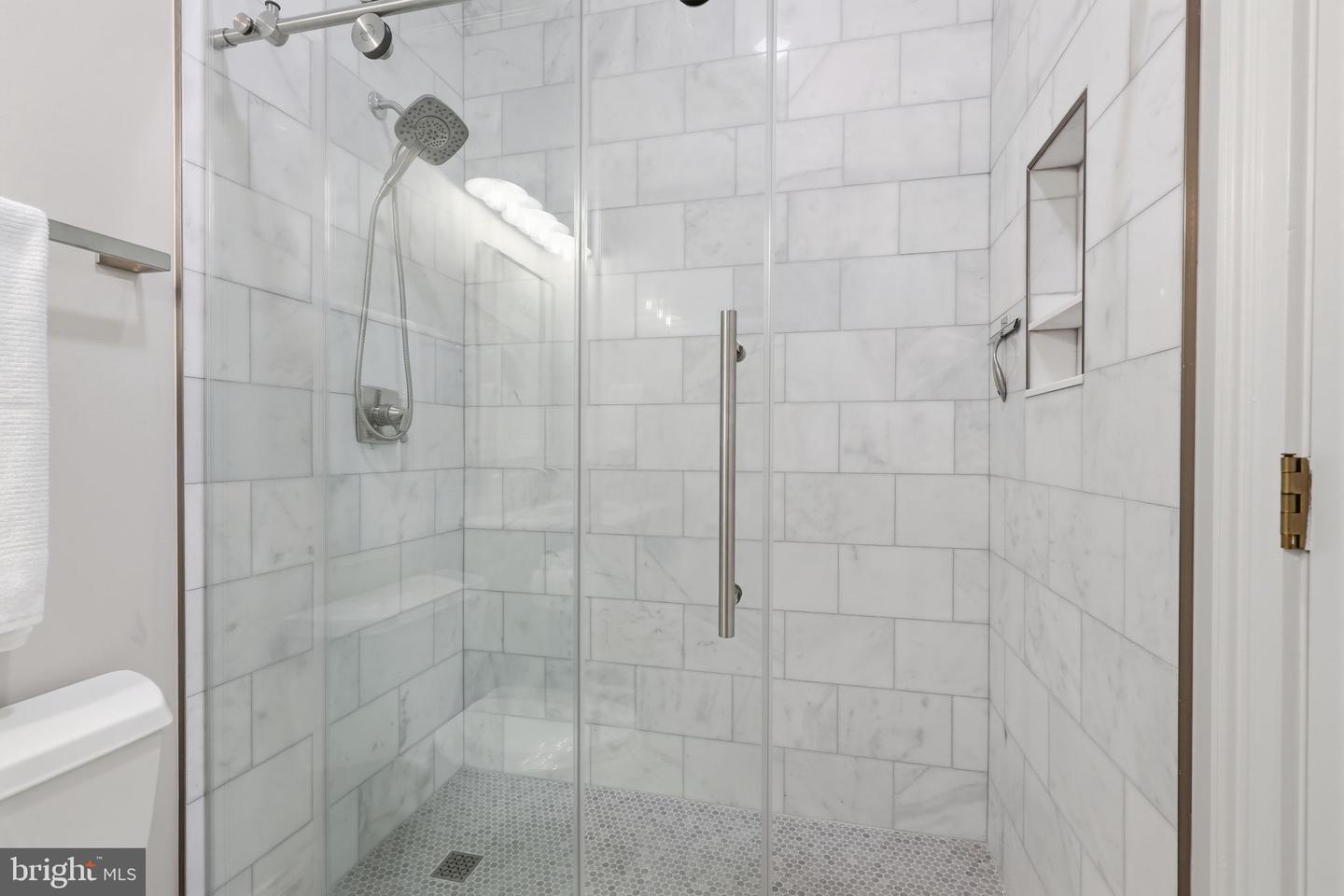 7 Woodland Rd Property Photo 59