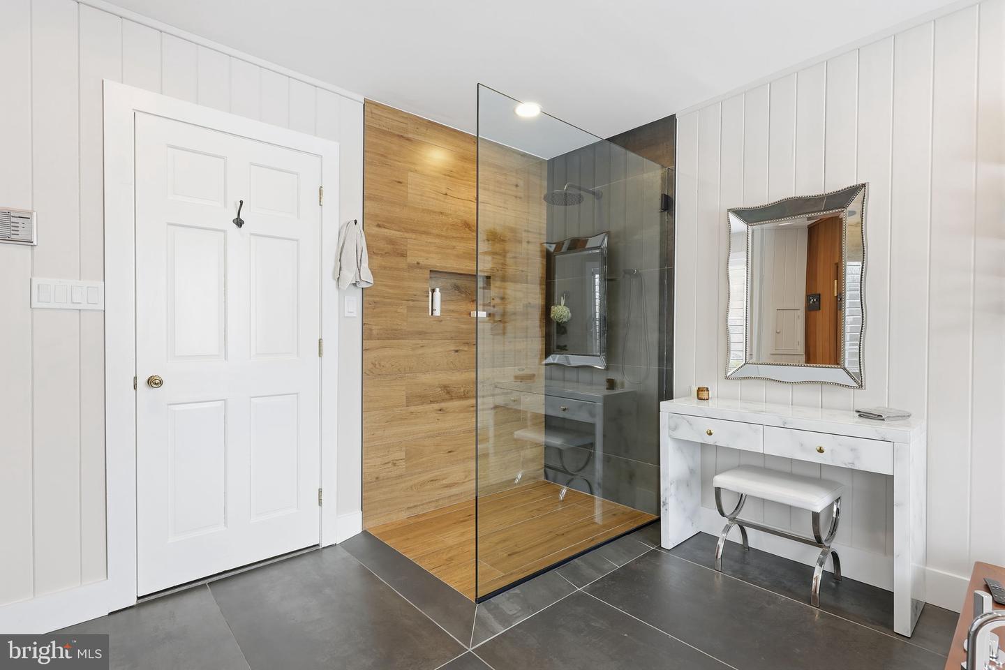 7 Woodland Rd Property Photo 88