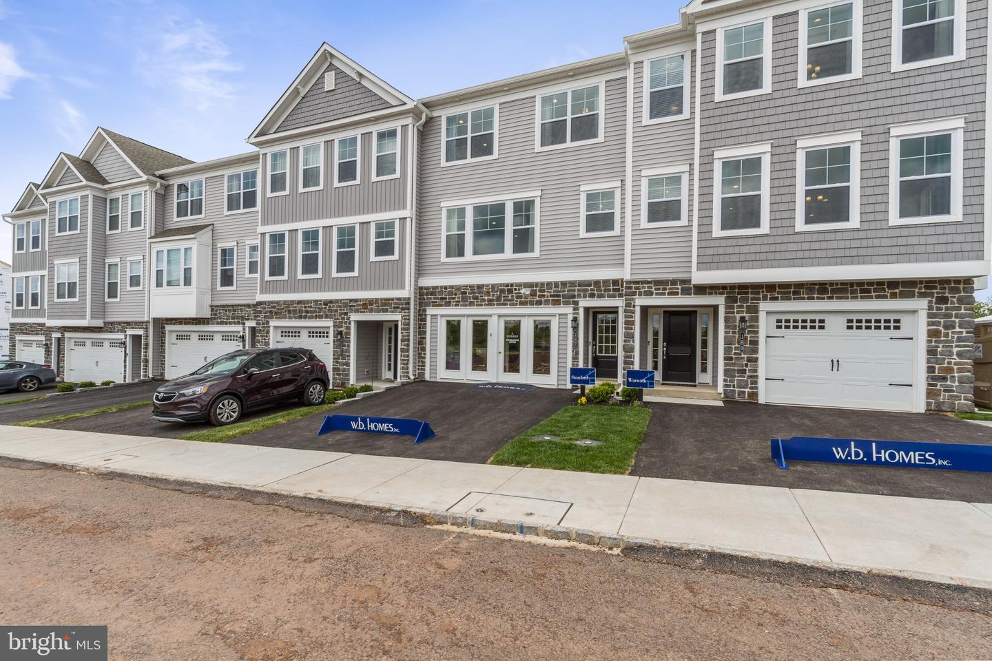 0002 Jameson Way #base Stratford Int Property Photo 4
