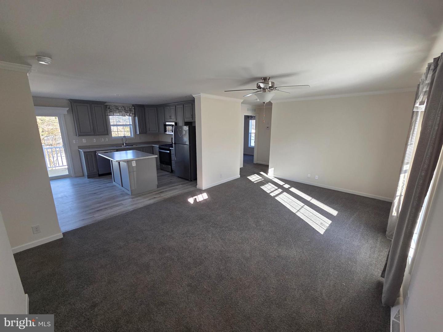 10 Woodedge Dr Property Photo 3