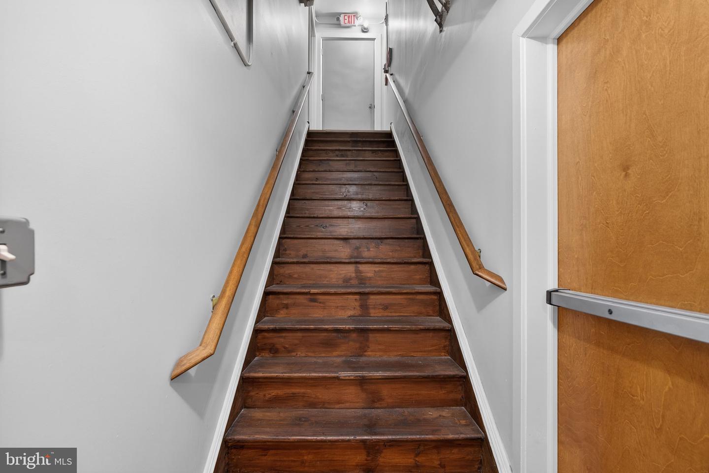 600 Louis Dr #104 Lower Level Property Photo 20