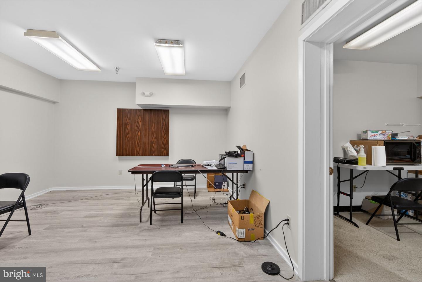 600 Louis Dr #104 Lower Level Property Photo 28