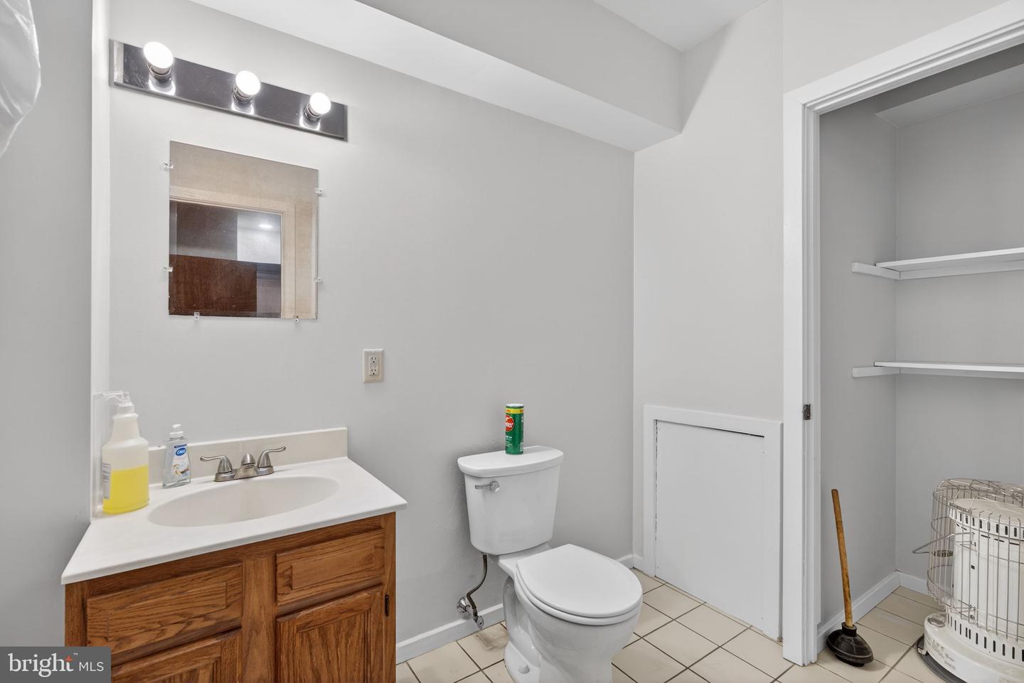 600 Louis Dr #104 Lower Level Property Photo 36