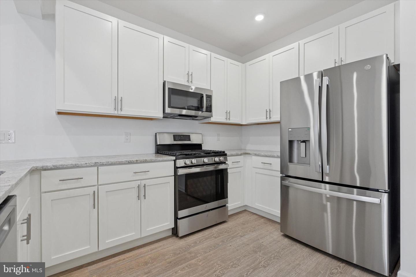 16124 River View Ct Property Photo 17