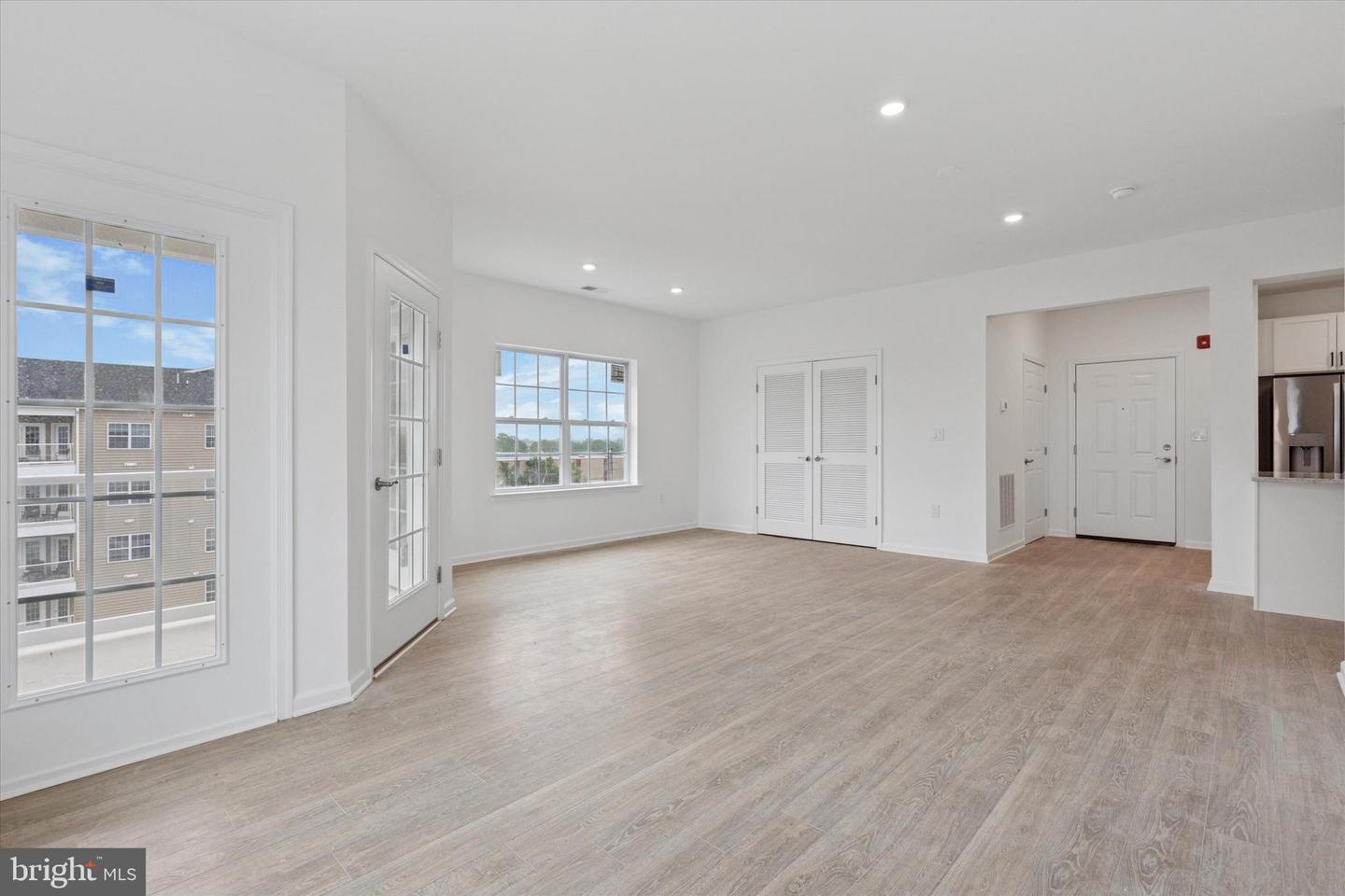 16124 River View Ct Property Photo 29