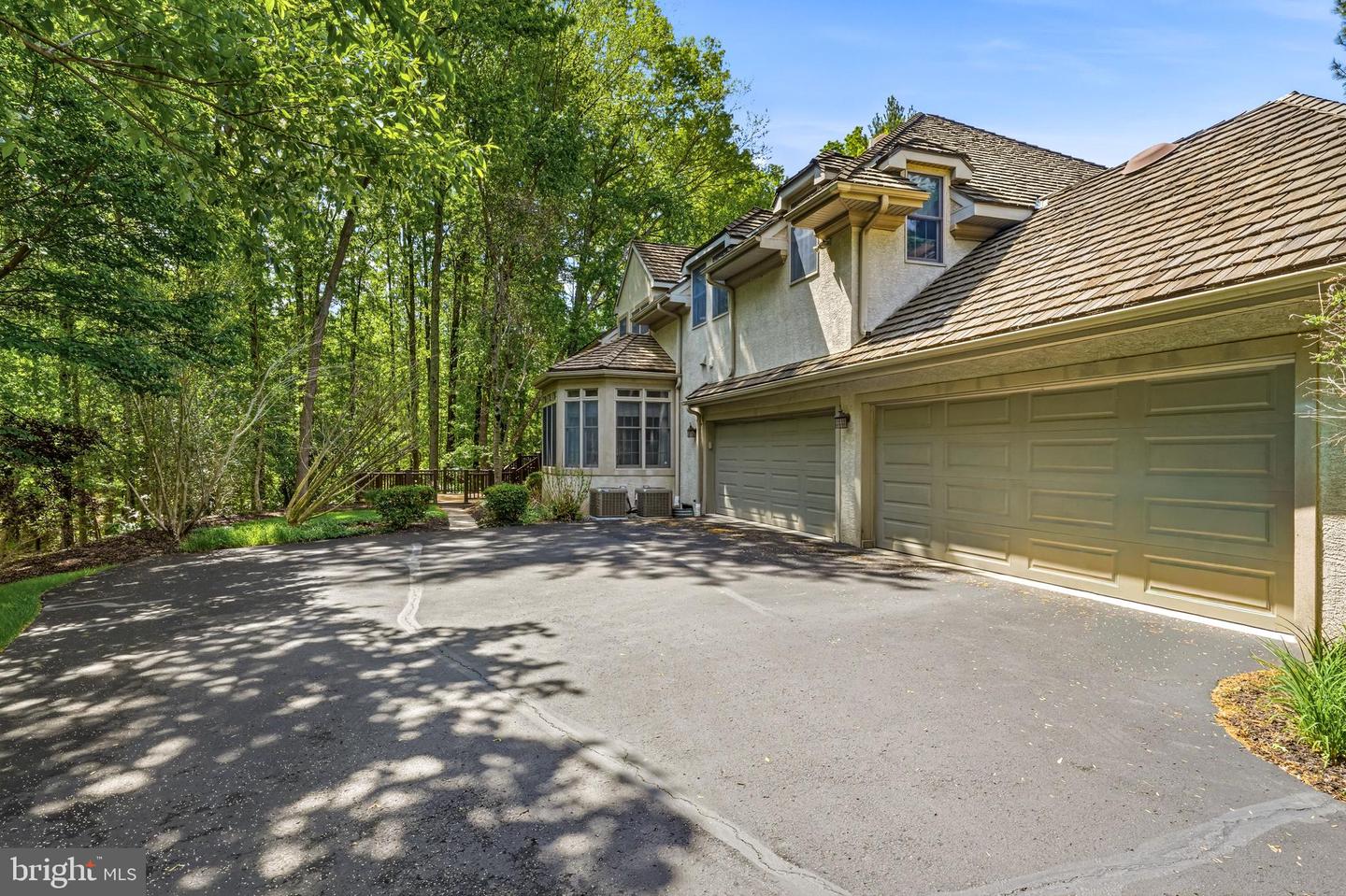 7 Mercer Gate Dr Property Photo 4