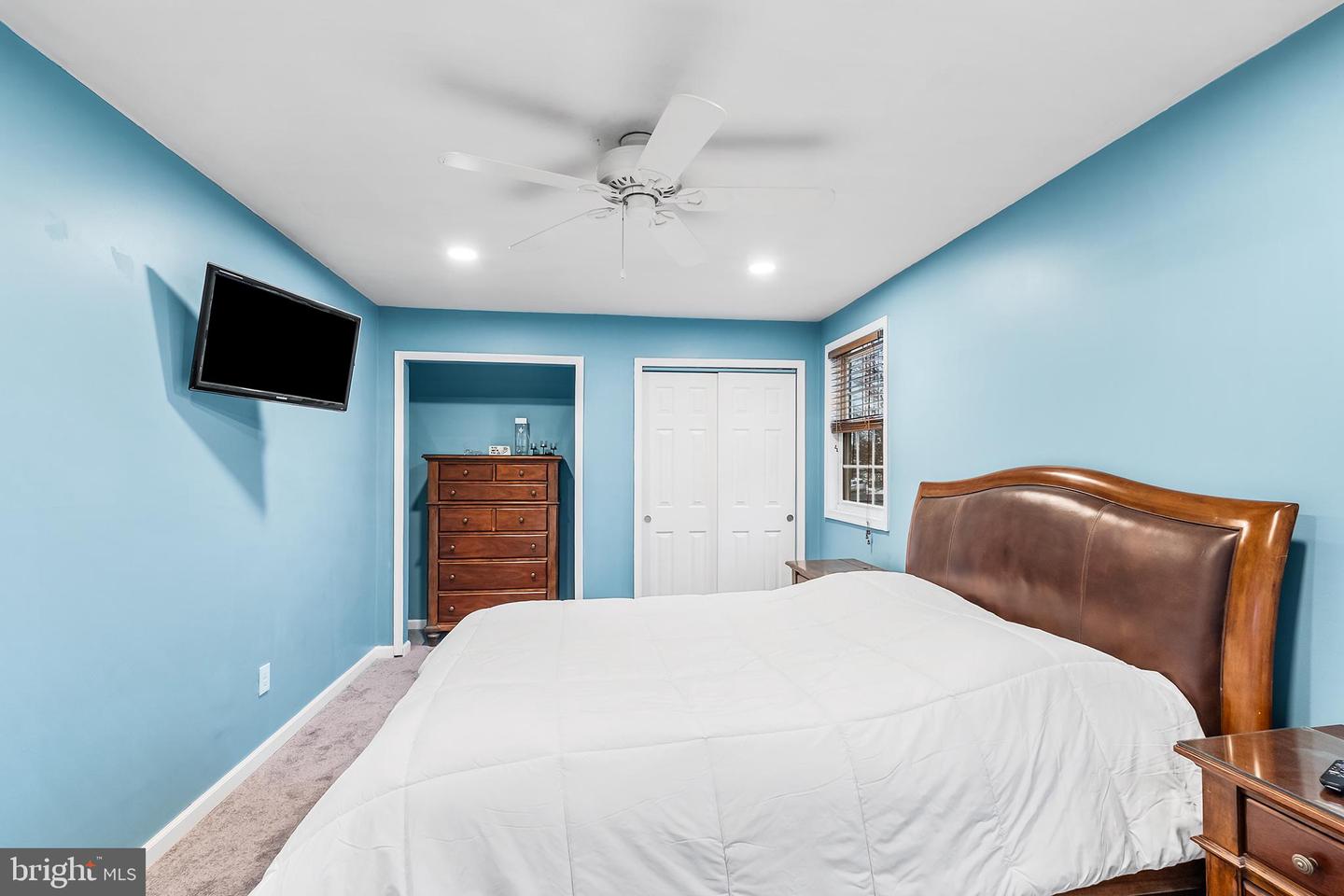 541 Stanford Rd Property Photo 16