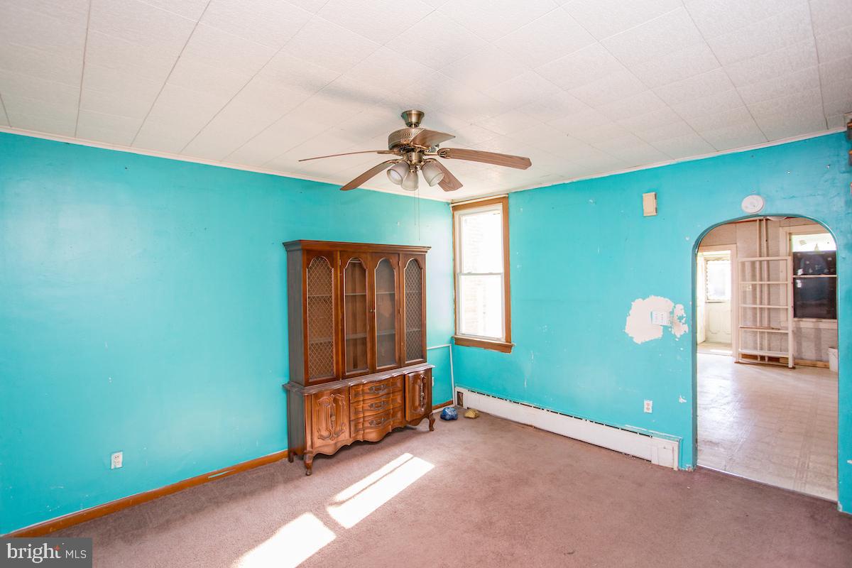 916 Jefferson Ave Property Photo 5