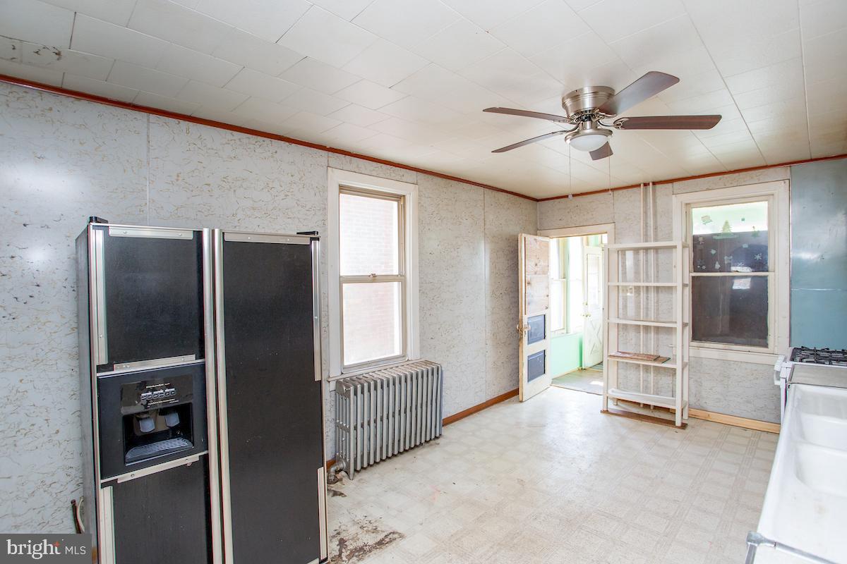 916 Jefferson Ave Property Photo 14