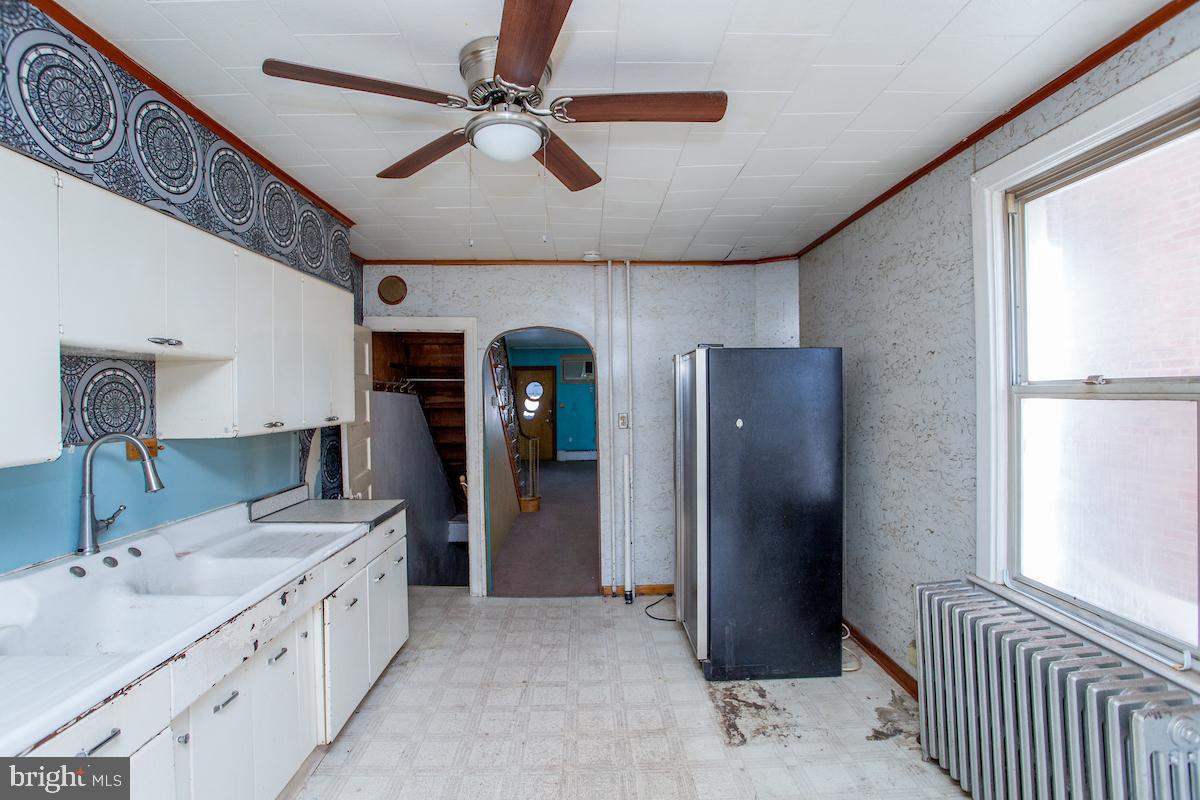 916 Jefferson Ave Property Photo 15