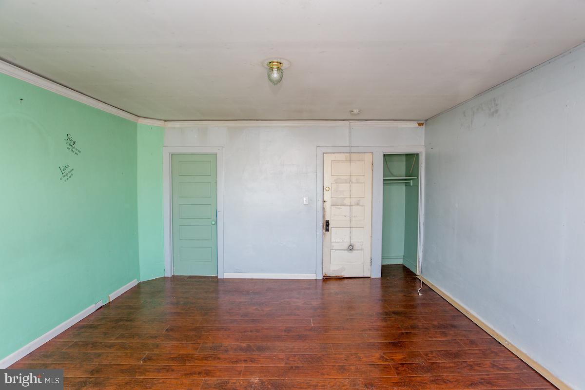 916 Jefferson Ave Property Photo 18