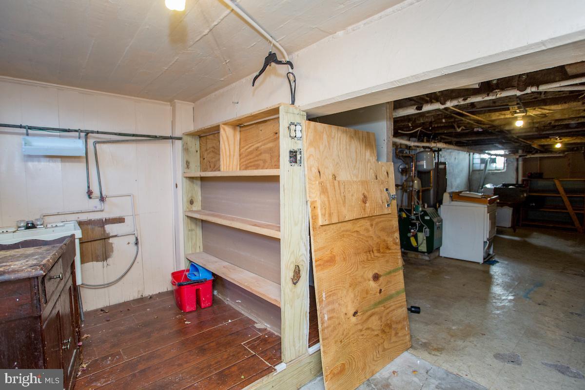 916 Jefferson Ave Property Photo 30