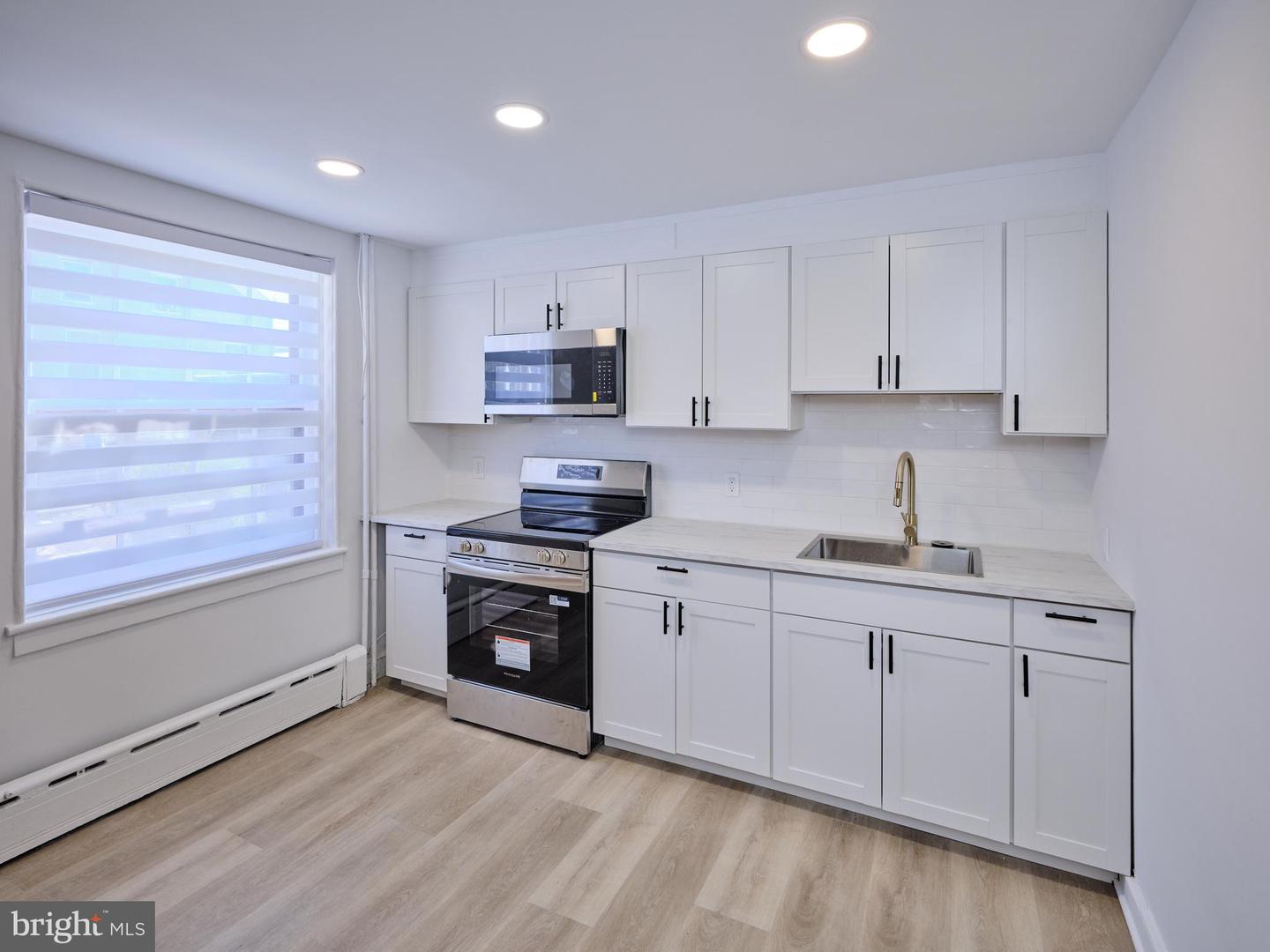 14 W Bridge Street #a Property Photo 5