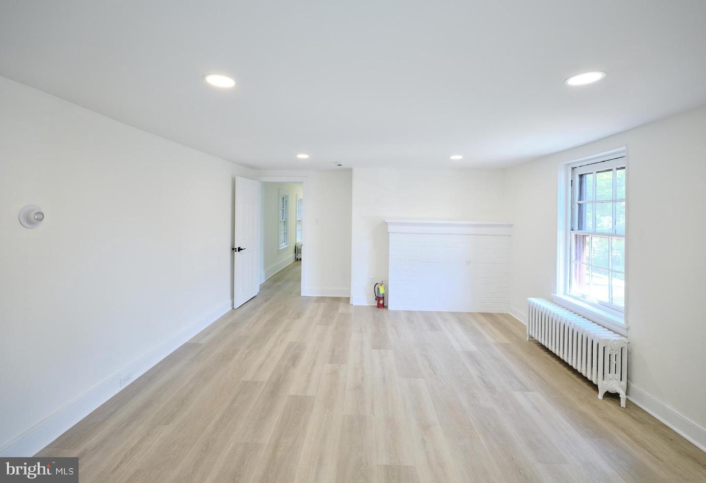 14 W Bridge Street #a Property Photo 16