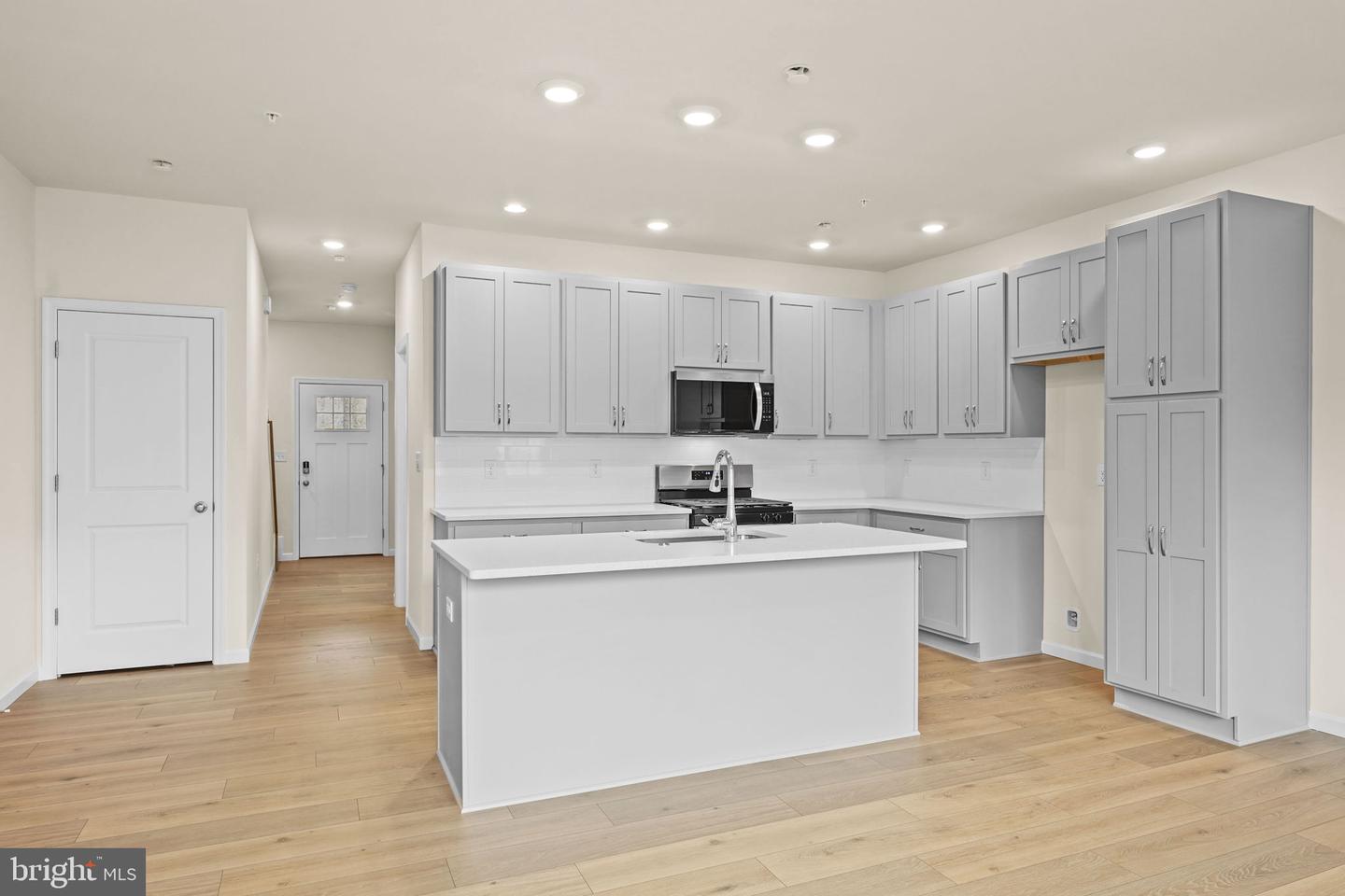 40 N Eighth St Property Photo 6