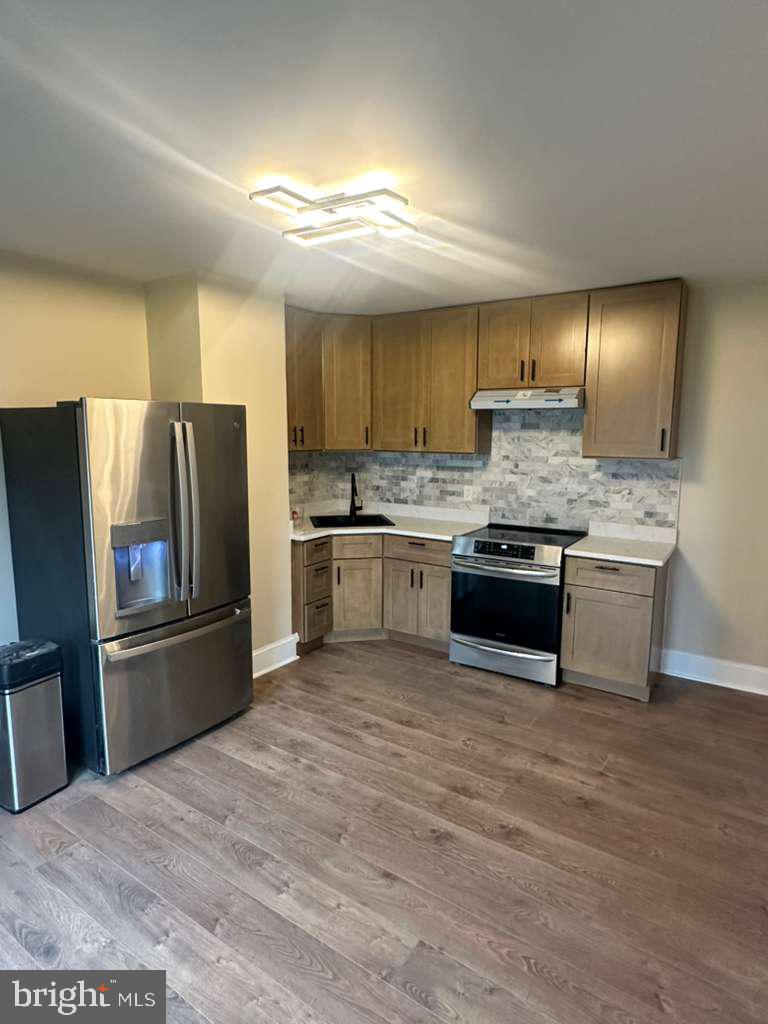 117 Park Ave Property Photo 2