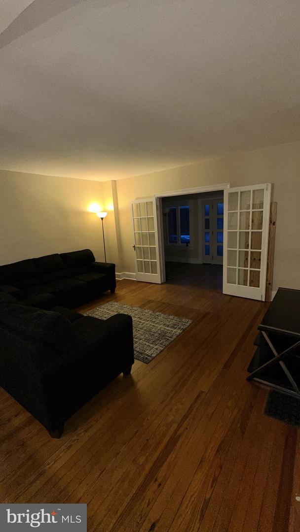 117 Park Ave Property Photo 14
