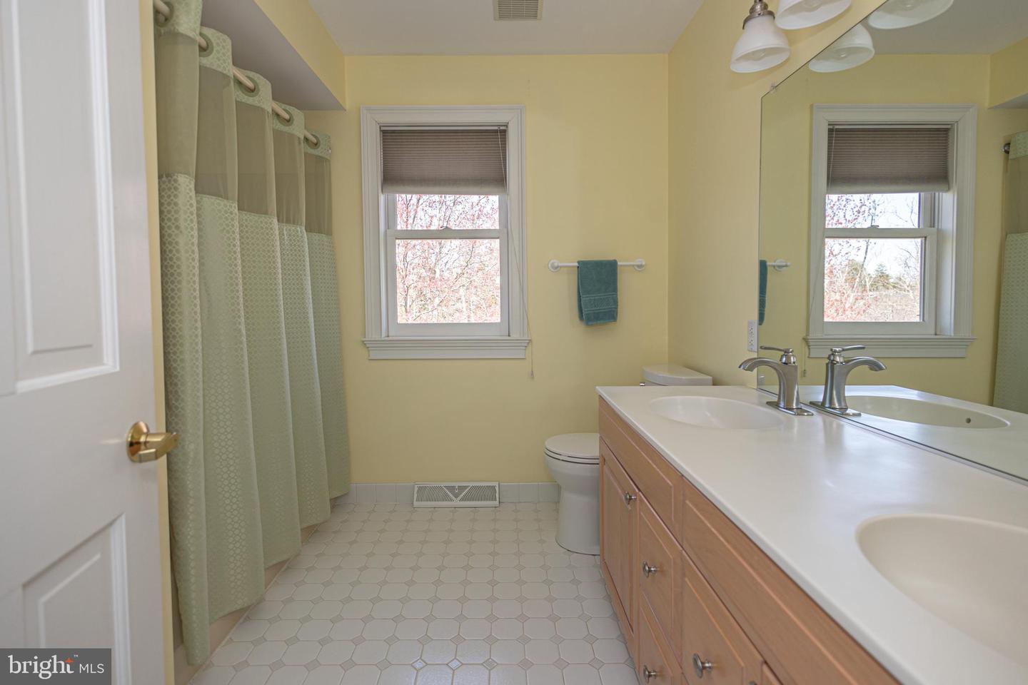 1045 Washington Crossing Rd Property Photo 37