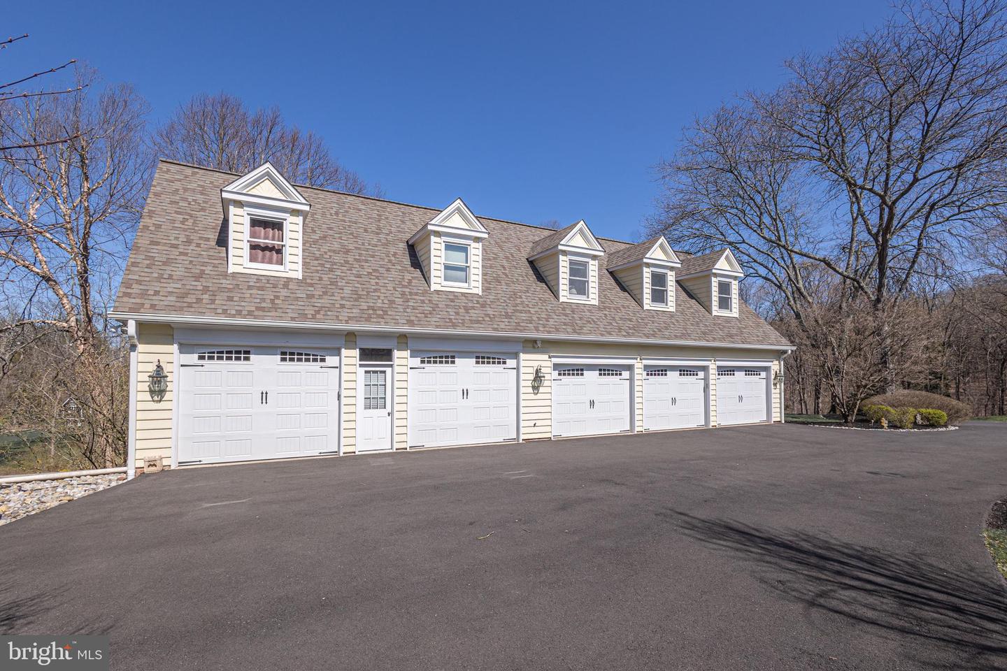1045 Washington Crossing Rd Property Photo 54