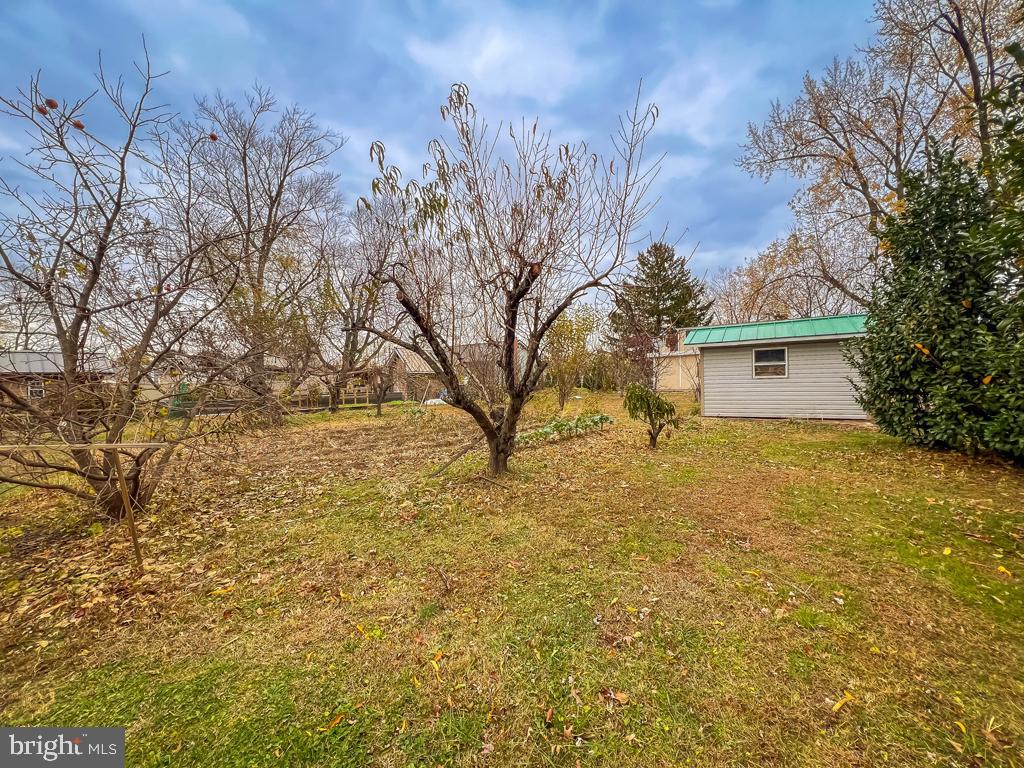 10 Makefield Rd Property Photo 39