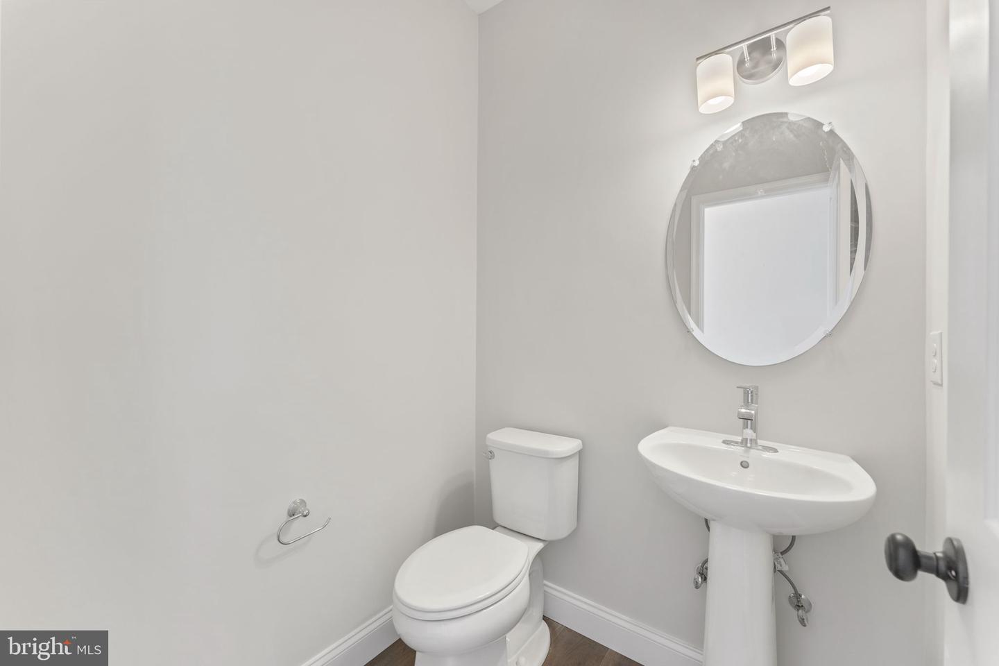 52 N Eighth St Property Photo 6