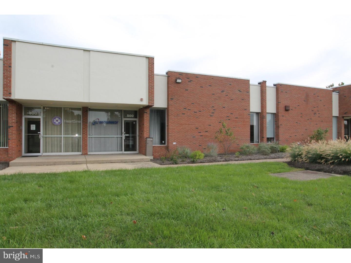 121 Friends Ln #500 Property Photo 2