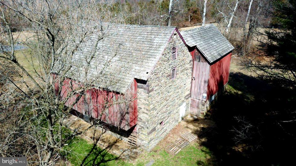432 Quarry Rd Property Photo 8