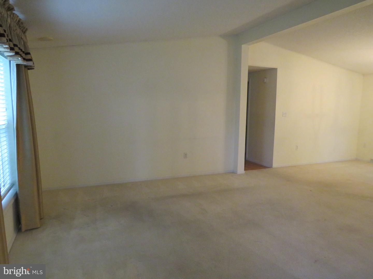 143 Raven Ct Property Photo 6