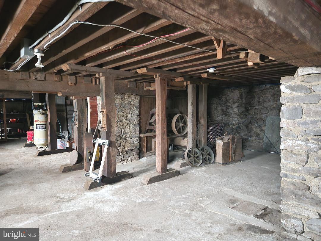1060 Greeley Property Photo 20