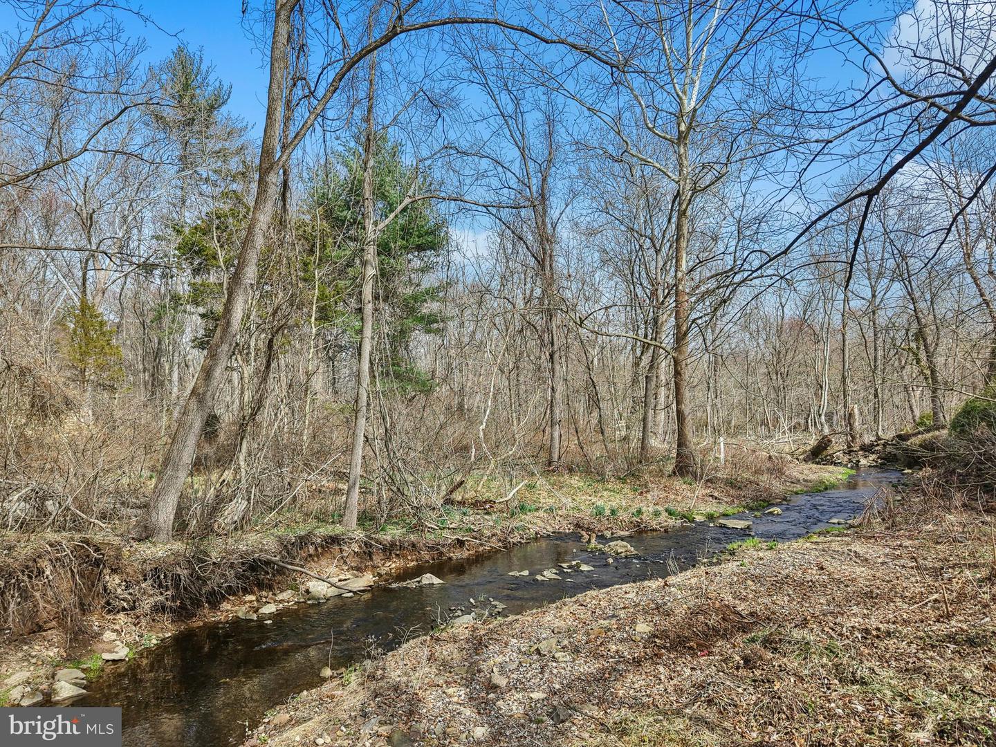 2885 Mill Rd Property Photo 11