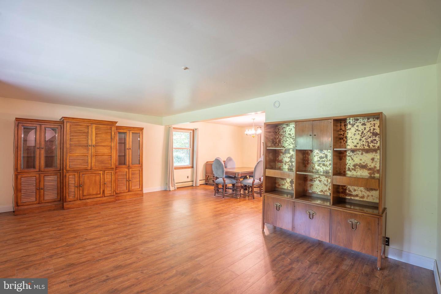 1535 Fieldwood Rd Property Photo 4