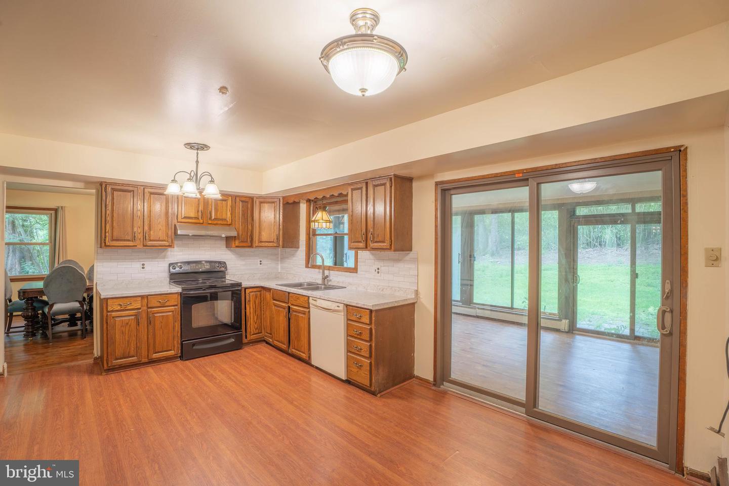 1535 Fieldwood Rd Property Photo 11