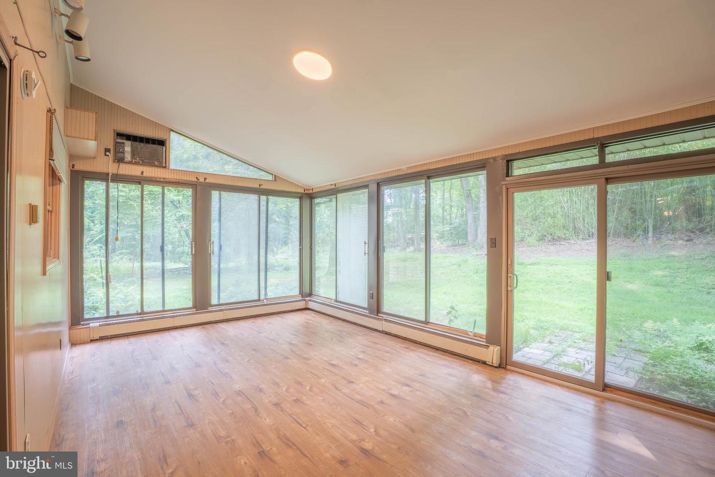 1535 Fieldwood Rd Property Photo 12