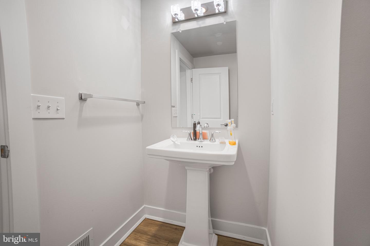 103 Waterside Mews Property Photo 16