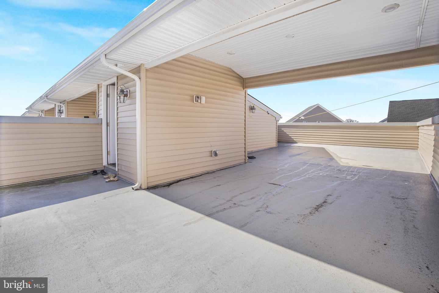 103 Waterside Mews Property Photo 32