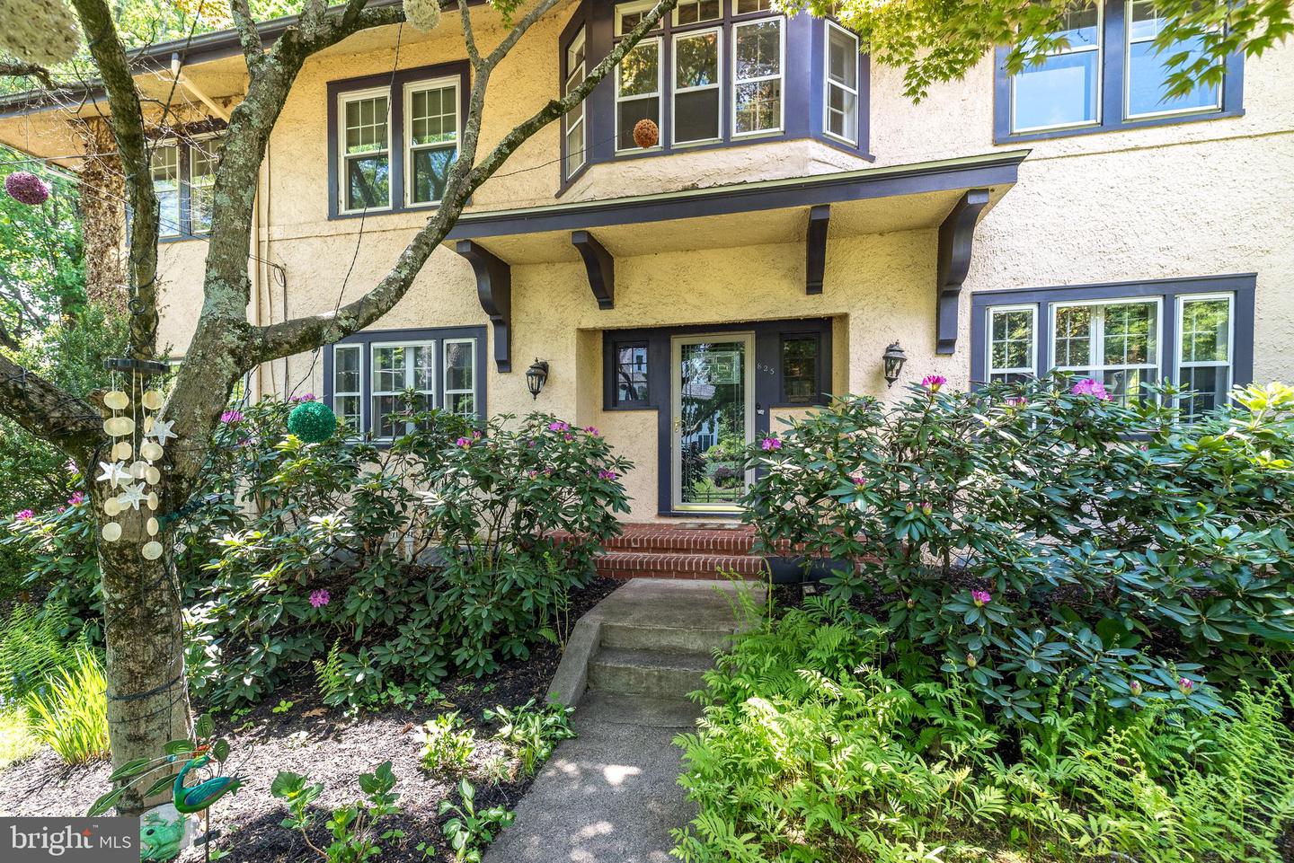 825 Highland Ave Property Photo 4