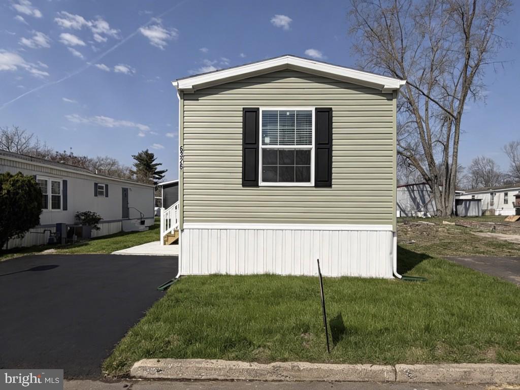 6326 Fuler Dr Property Photo 3