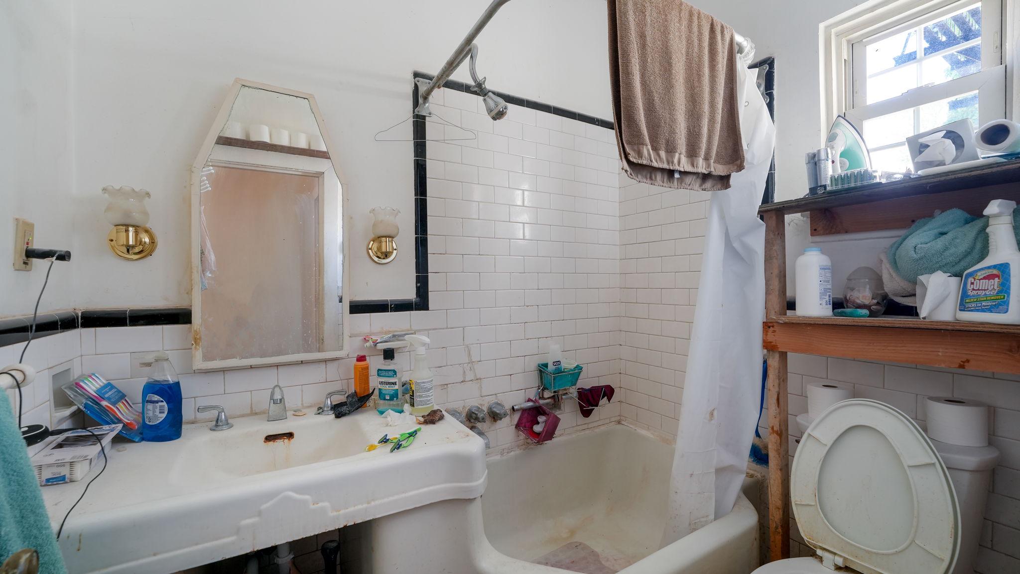 421 Otter St Property Photo 25