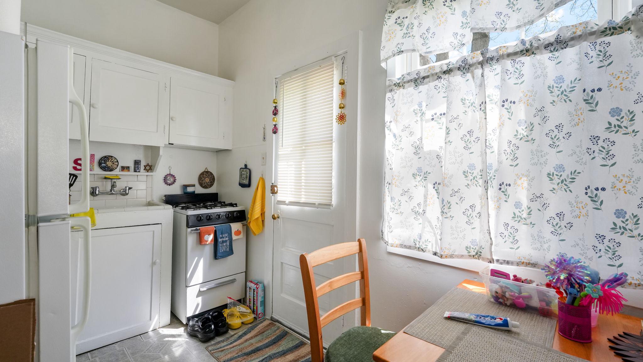 421 Otter St Property Photo 26