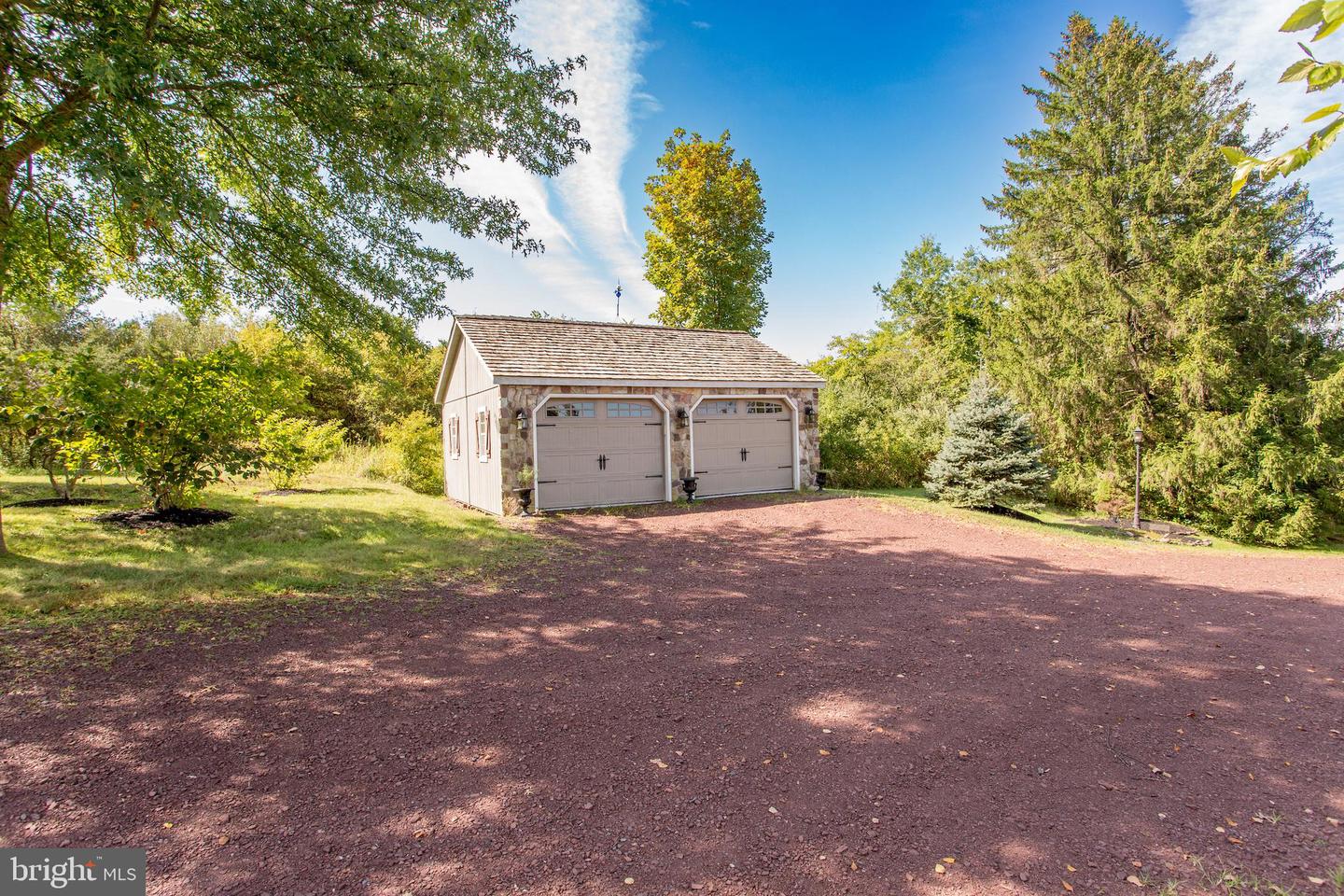 3605 Windy Bush Rd Property Photo 52