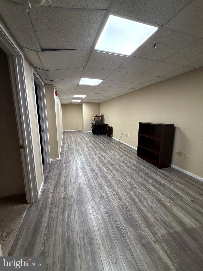 304 Corporate Dr E #e Property Photo 10