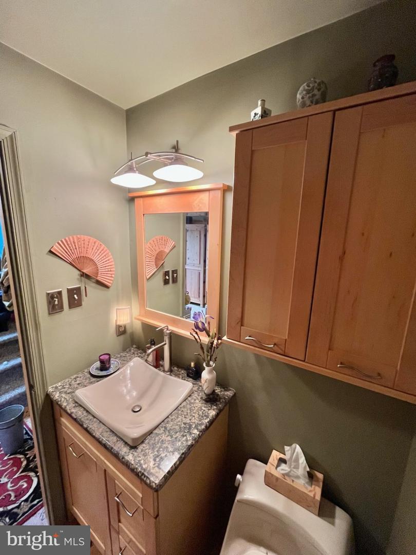107 Carousel Cir Property Photo 14