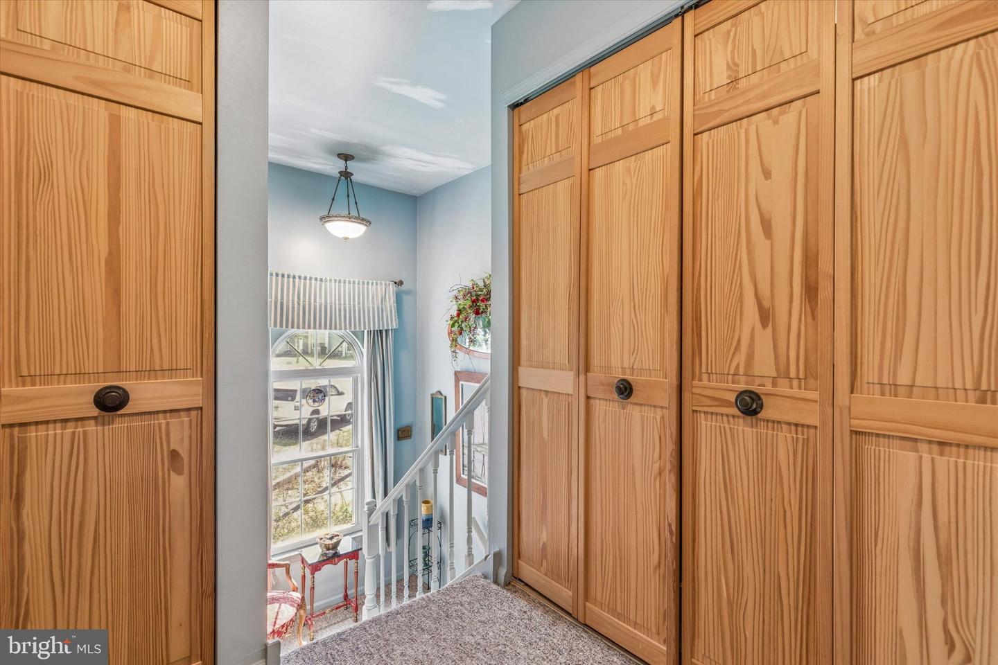 107 Carousel Cir Property Photo 20