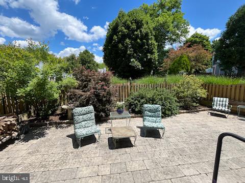107 Carousel Cir Property Photo 25
