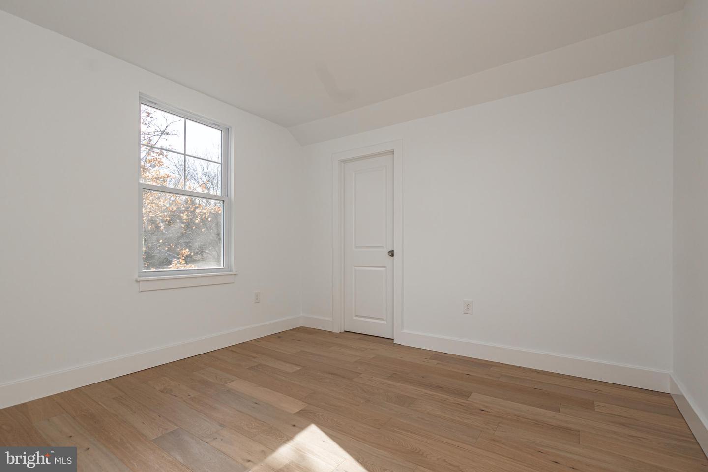 1434 River Rd Property Photo 14